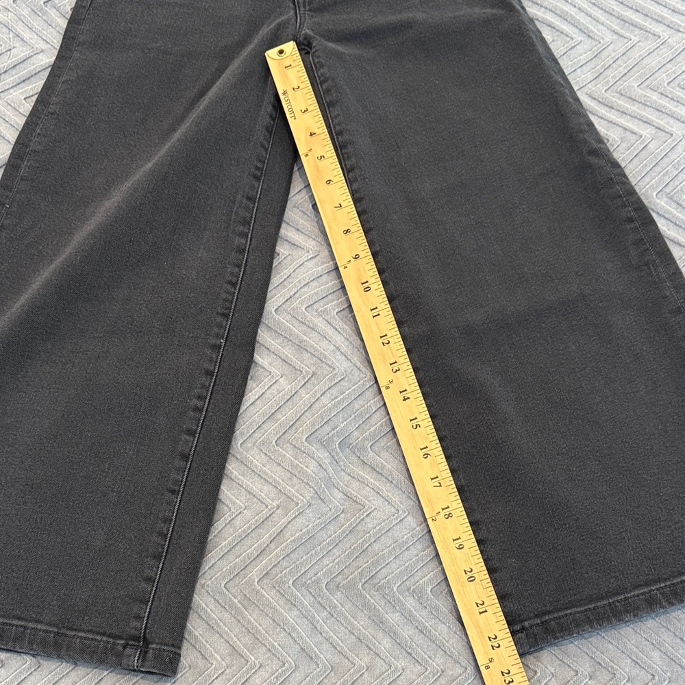 Madewell Wide Leg Crop Jeans Button Front - Picture 12 of 13